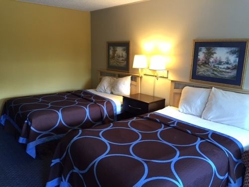 Red Carpet Inn & Suites Albany Airport Exterior photo